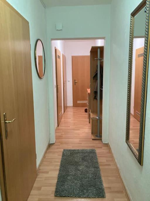 Toll Apartment Am Rhein Netflix Internet 1000 Mbits, Free Parking Duisburg Exterior photo